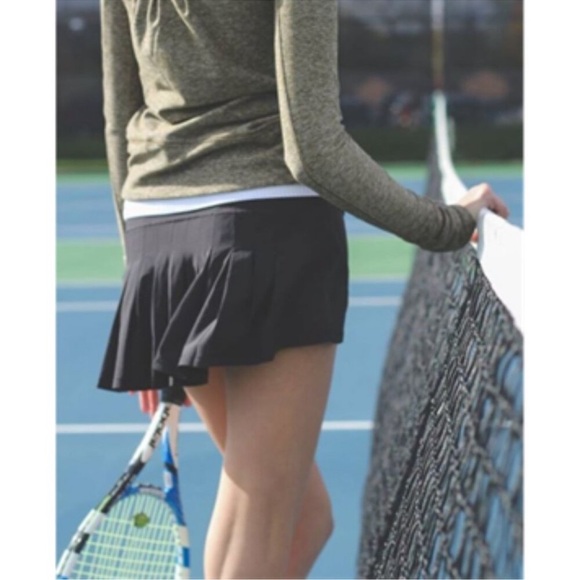 Lululemon Circuit Breaker Skirt Black Sz 4 - Picture 16 of 16